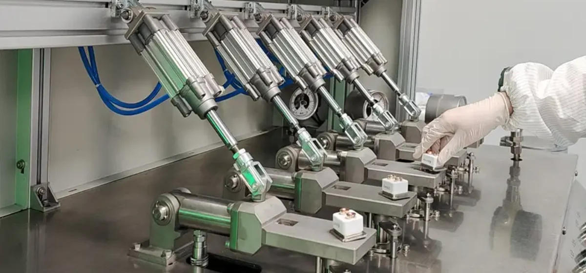 Vacuum exhaust Station